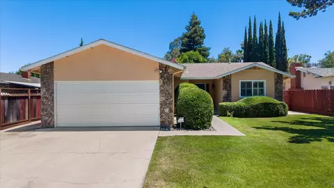 Exterior - 1016 Lillian Dr, Modesto, CA 95355 photo 3 of 11