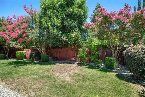 Exterior - 1016 Lillian Dr, Modesto, CA 95355 photo 7 of 11