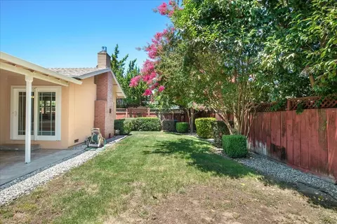 Exterior - 1016 Lillian Dr, Modesto, CA 95355 photo 9 of 11