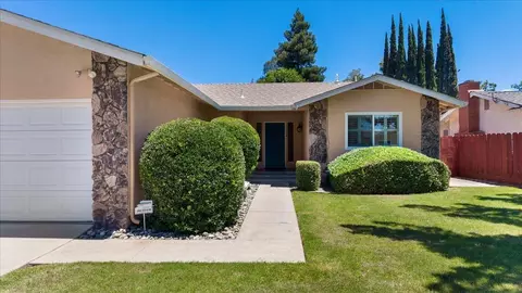 Exterior - 1016 Lillian Dr, Modesto, CA 95355 photo 4 of 11