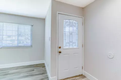 Entry Way - 430 Eva Dr, Manteca, CA 95336 photo 1 of 2
