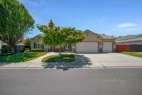 Exterior - 565 Springcreek Pl, Manteca, CA 95337 photo 3 of 9