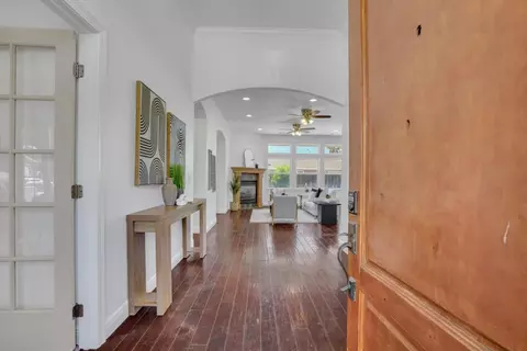 Entry Way - 565 Springcreek Pl, Manteca, CA 95337 photo 1 of 2