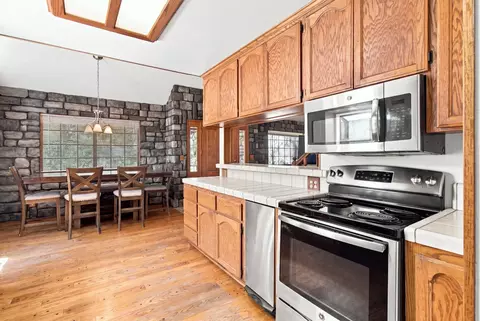 Kitchen - 3300 Broken Branch Trl, Placerville, CA 95667 photo 3 of 4