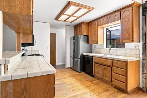 Kitchen - 3300 Broken Branch Trl, Placerville, CA 95667 photo 2 of 4