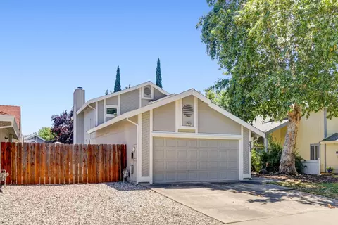 6932 Springmont Dr, Elk Grove, CA 95758