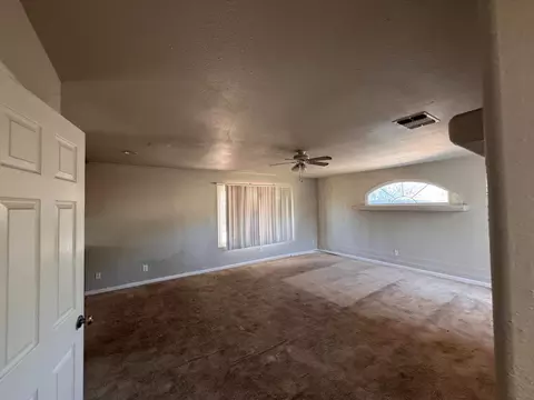 Living - 3310 U St, Antelope, CA 95843 photo 1 of 3