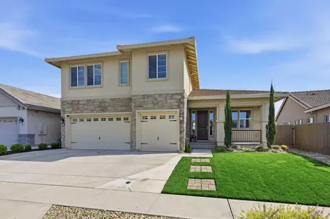 Exterior - 2012 Van Ruiten Dr, Lodi, CA 95242 photo 2 of 6