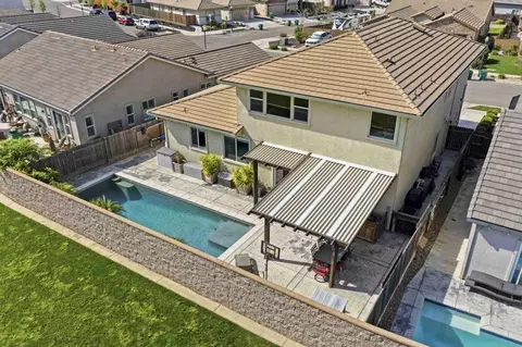 View/Area - 2012 Van Ruiten Dr, Lodi, CA 95242 photo 2 of 6
