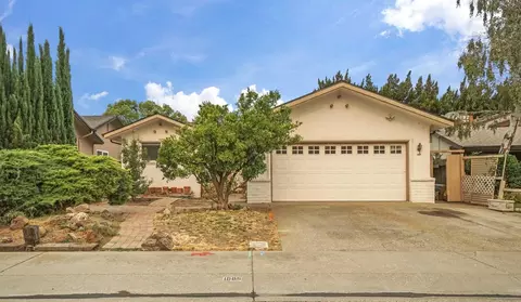 1005 Dover Dr, Lodi, CA 95242 photo 2
