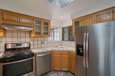 1005 Dover Dr, Lodi, CA 95242 photo 7