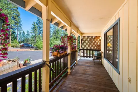 2015 E Mokelumne Dr, Arnold, CA 95223 photo 5