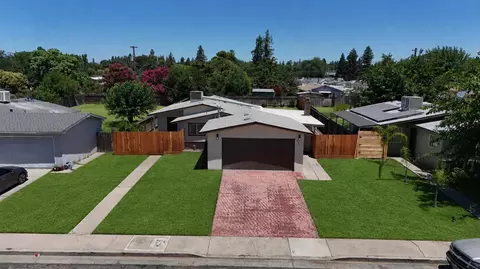 1575 Primrose Ave, Merced, CA 95340 photo 2