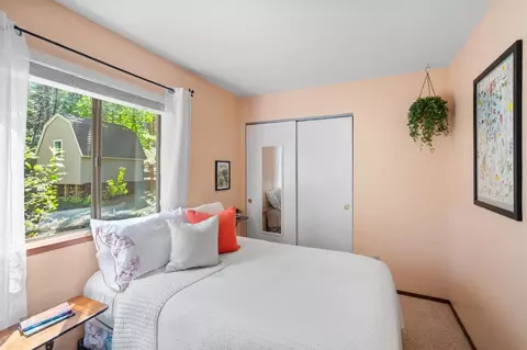 Bedroom - 2415 Murphys Dr, Arnold, CA 95223 photo 2 of 6