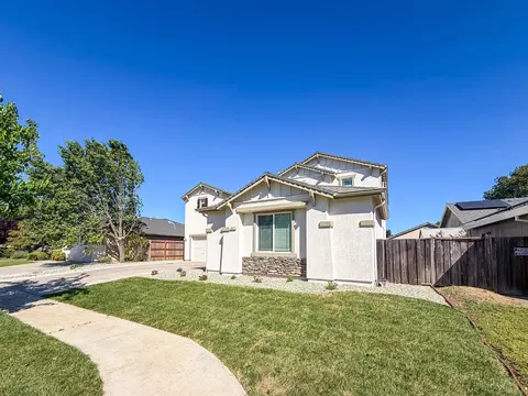1677 Brookglen Dr, Olivehurst, CA 95961 photo 4