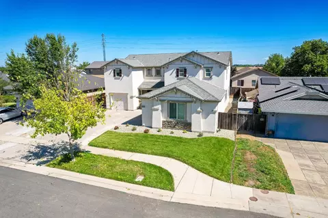 1677 Brookglen Dr, Olivehurst, CA 95961 photo 4