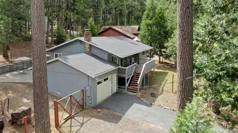 2020 Antler Dr, Arnold, CA 95223 photo 4