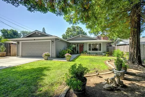 Exterior - 5112 Kovanda Ave, Carmichael, CA 95608 photo 4 of 30