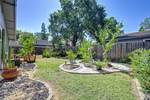 Exterior - 5112 Kovanda Ave, Carmichael, CA 95608 photo 23 of 30