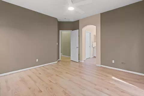 908 Santiago St, Davis, CA 95618 photo 17