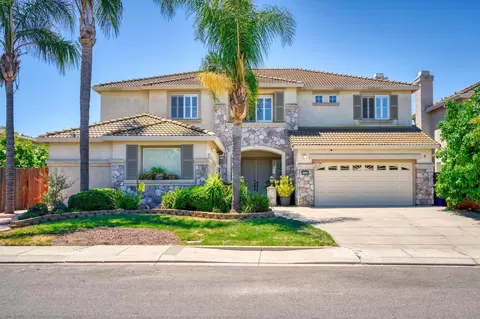 2208 Steinbeck Dr, Modesto, CA 95356 photo 1