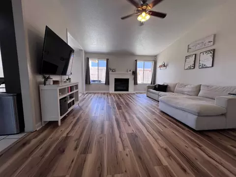 Living - 5016 Tamara Way, Salida, CA 95368 photo 5 of 5