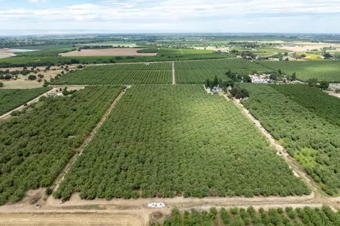 22342 Henry Rd, Escalon, CA 95320 photo 7