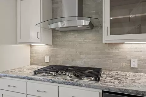 Kitchen - 133 Badger St, Sutter Creek, CA 95685 photo 6 of 10