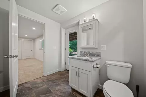 Bath - 133 Badger St, Sutter Creek, CA 95685 photo 7 of 8