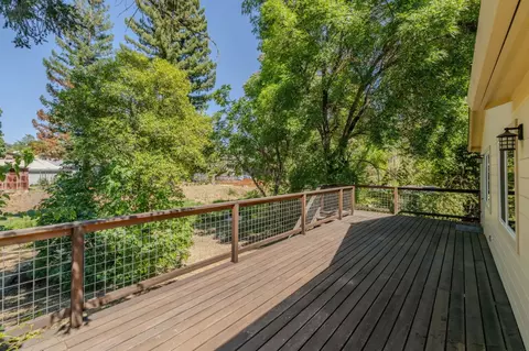 Exterior - 133 Badger St, Sutter Creek, CA 95685 photo 6 of 18
