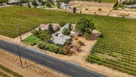 View/Area - 10675 E Peltier Rd, Acampo, CA 95220 photo 9 of 12