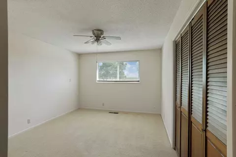 Bedroom - 10675 E Peltier Rd, Acampo, CA 95220 photo 4 of 6