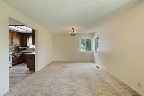 Living - 10675 E Peltier Rd, Acampo, CA 95220 photo 5 of 10