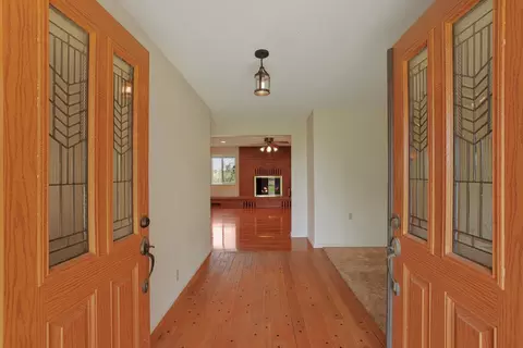 Entry Way - 10675 E Peltier Rd, Acampo, CA 95220 photo 2 of 4