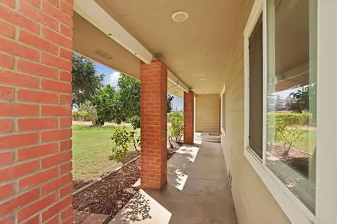 Exterior - 10675 E Peltier Rd, Acampo, CA 95220 photo 8 of 17