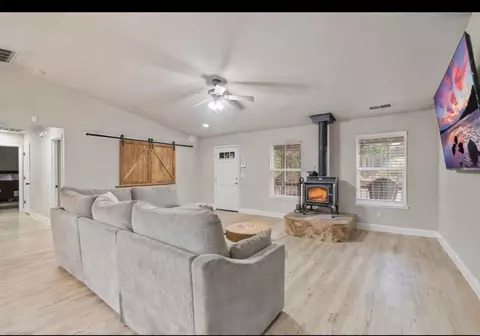 6390 Red Robin Rd, Placerville, CA 95667 photo 3