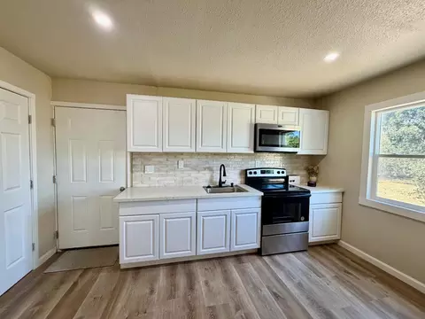 1916 Scenic Dr, Modesto, CA 95355 photo 7