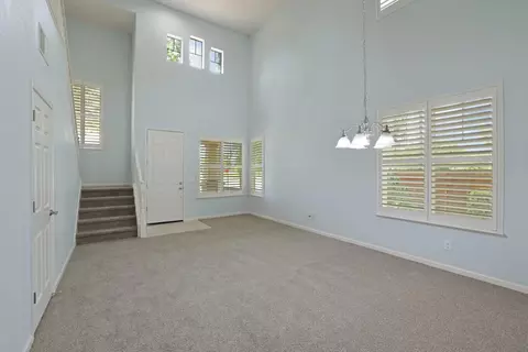 419 Danbury Pl, Lathrop, CA 95330 photo 9