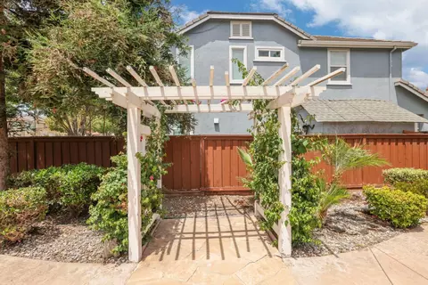 419 Danbury Pl, Lathrop, CA 95330 photo 50