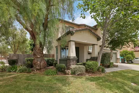 419 Danbury Pl, Lathrop, CA 95330 photo 5