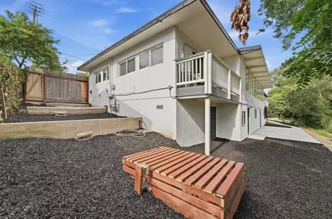 Exterior - 2124 Scenic Dr, Modesto, CA 95355 photo 23 of 26