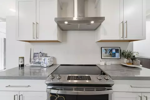 Kitchen - 2124 Scenic Dr, Modesto, CA 95355 photo 1 of 5