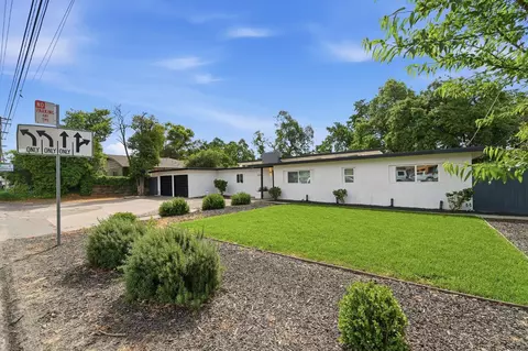 Exterior - 2124 Scenic Dr, Modesto, CA 95355 photo 3 of 26