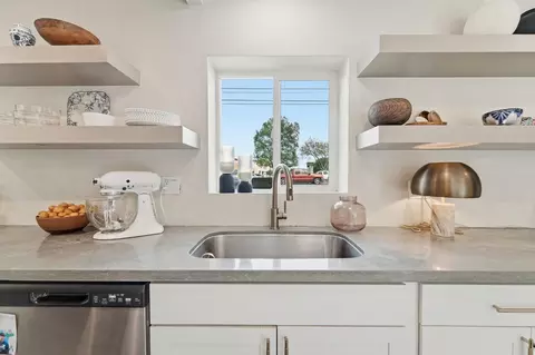Kitchen - 2124 Scenic Dr, Modesto, CA 95355 photo 2 of 5