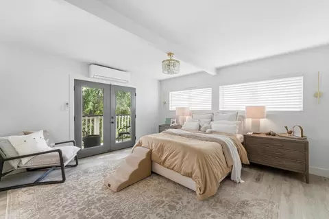 Bedroom - 2124 Scenic Dr, Modesto, CA 95355 photo 1 of 6