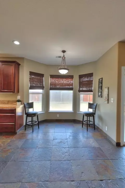 Kitchen - 6801 Varni Way, Hughson, CA 95326 photo 8 of 10