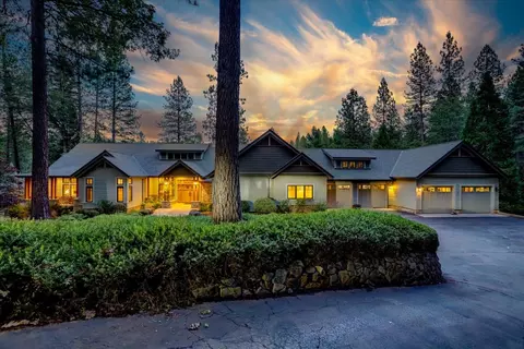 18625 Rock Creek Rd, Nevada City, CA 95959