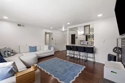 5222 Locust Ave, Carmichael, CA 95608 photo 4