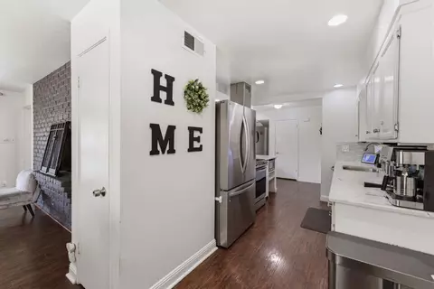5222 Locust Ave, Carmichael, CA 95608 photo 9