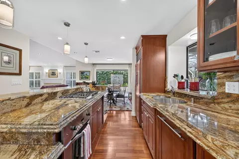 Kitchen - 1073 Harrington Way, Carmichael, CA 95608 photo 3 of 7
